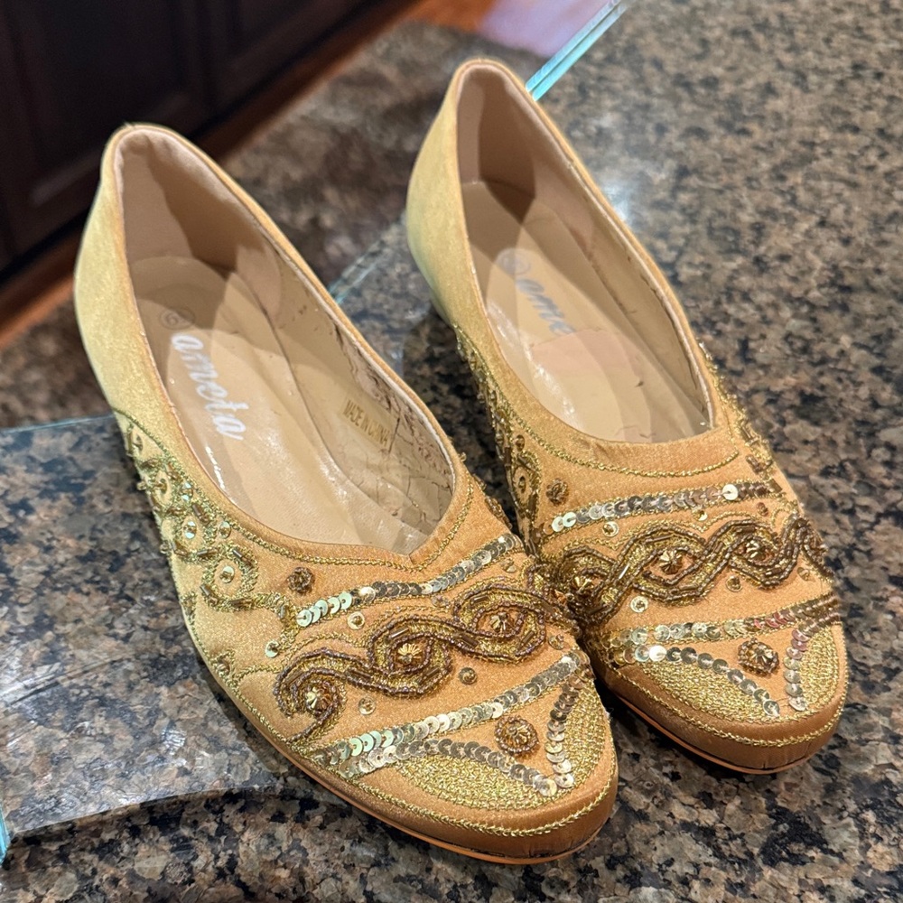Gold flat shoes size 6.5